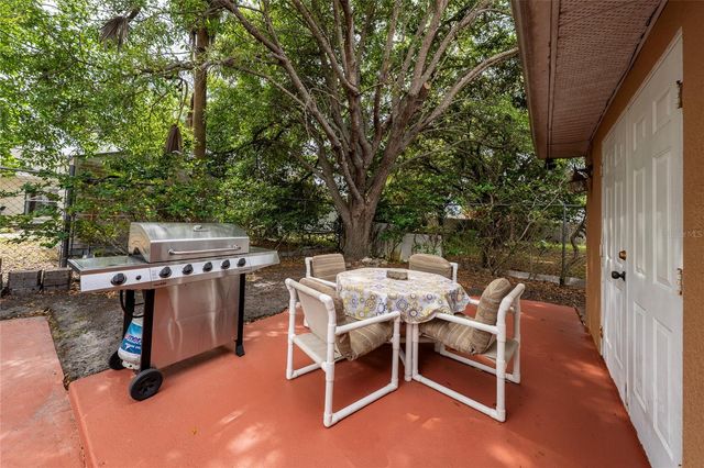 831 ALBI COURT, Kissimmee, FL 34759