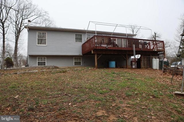 319 CANAL RD, Falling Waters, WV 25419