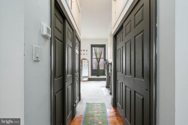 239 RACE ST, Philadelphia, PA 19106