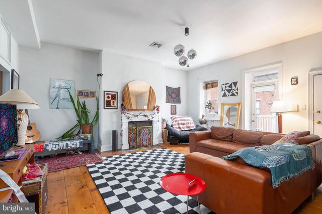 239 RACE ST, Philadelphia, PA 19106