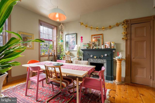 239 RACE ST, Philadelphia, PA 19106