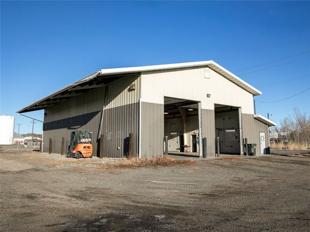 800 Clough Avenue, Columbus, MT 59019 photo 28