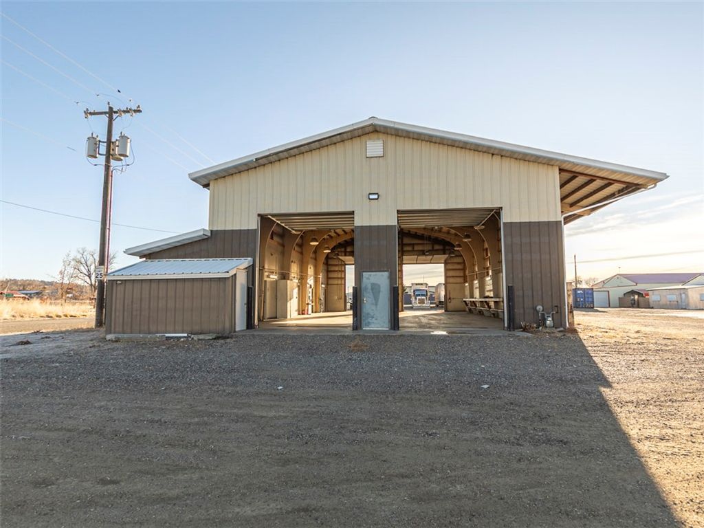 800 Clough Avenue, Columbus, MT 59019 photo 30