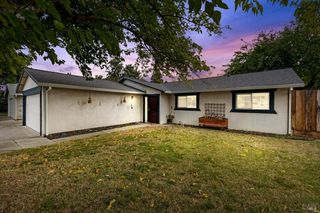 500 Gregory Dr, Vacaville, CA 95687