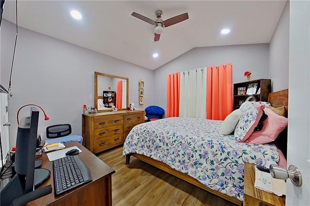 594 Pinehurst Drive, Blackshear, GA 31516