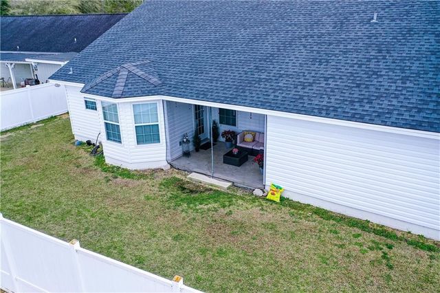 594 Pinehurst Drive, Blackshear, GA 31516