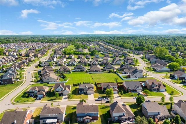 5003 Stately Dr, Thompsons Station, TN 37179