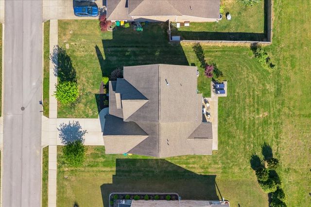5003 Stately Dr, Thompsons Station, TN 37179