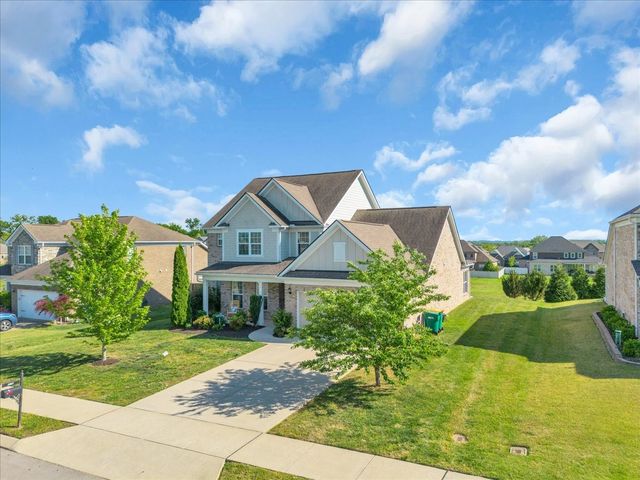 5003 Stately Dr, Thompsons Station, TN 37179