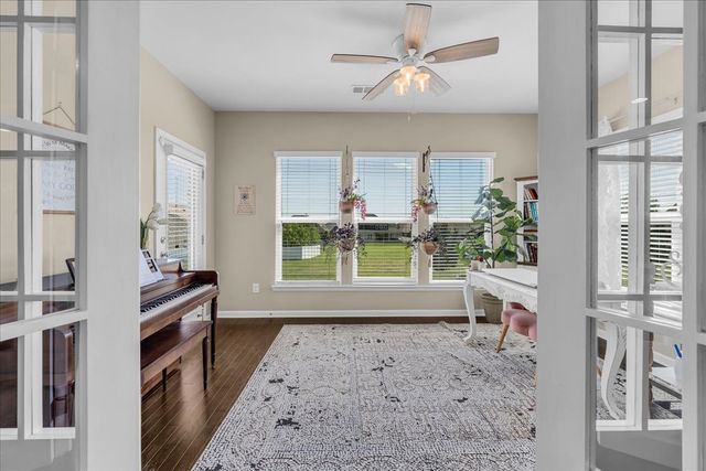 5003 Stately Dr, Thompsons Station, TN 37179