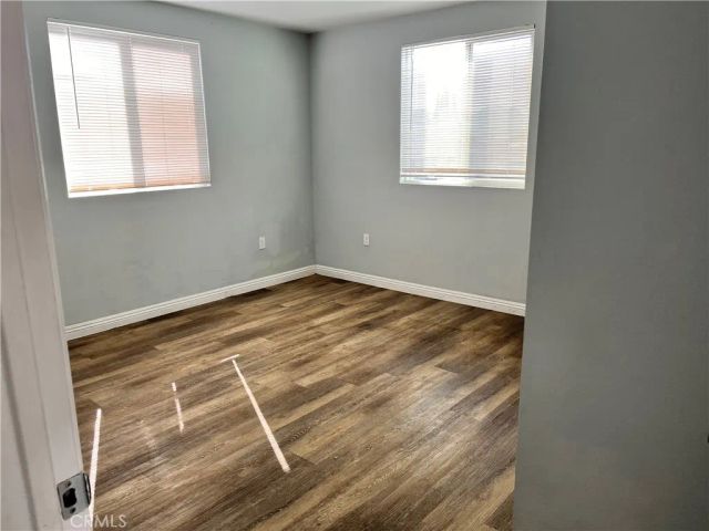 211 W 43rd, Los Angeles, CA 90037