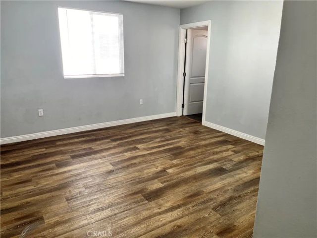 211 W 43rd, Los Angeles, CA 90037
