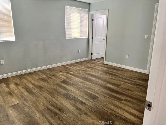 211 W 43rd, Los Angeles, CA 90037