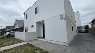 211 W 43rd, Los Angeles, CA 90037