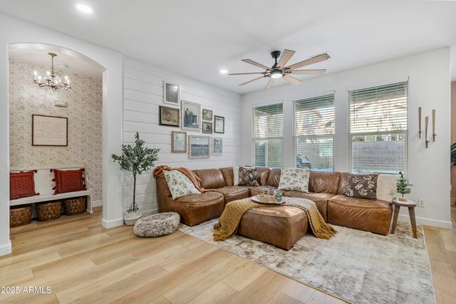 3350 E MORRISON RANCH Parkway, Gilbert, AZ 85296