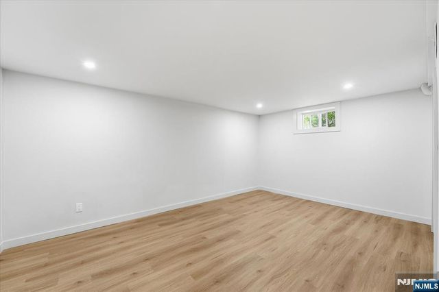 180 Sheridan Avenue, Clifton, NJ 07011