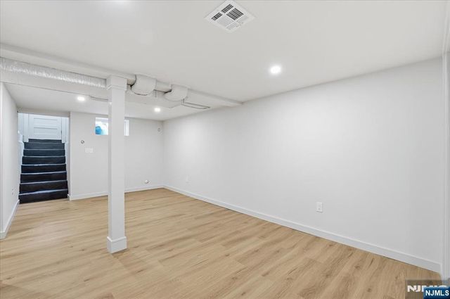 180 Sheridan Avenue, Clifton, NJ 07011