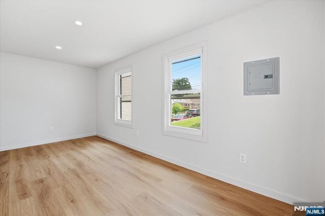 180 Sheridan Avenue, Clifton, NJ 07011