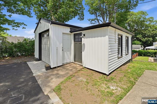 180 Sheridan Avenue, Clifton, NJ 07011