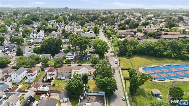180 Sheridan Avenue, Clifton, NJ 07011