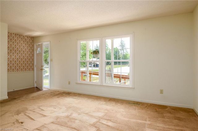 731 Shellhabour Boulevard, Rural Hall, NC 27045
