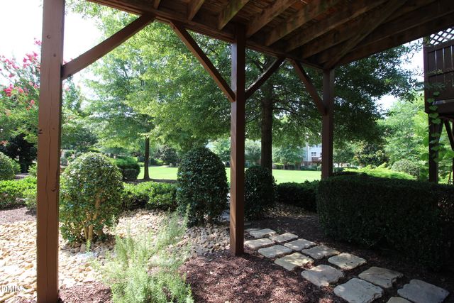 8734 Macedonia Lake Drive, Cary, NC 27518