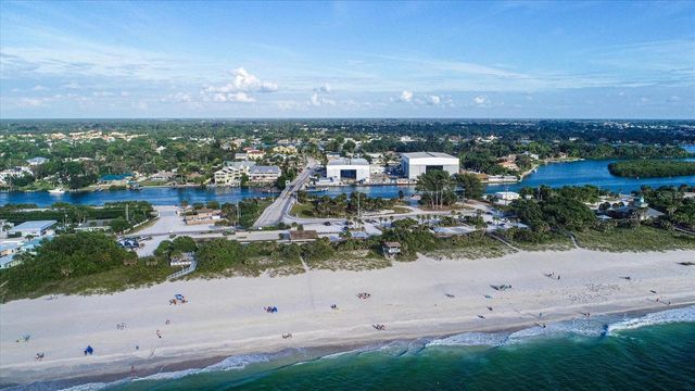 15061 SHADY PALMS LANE, Nokomis, FL 34275