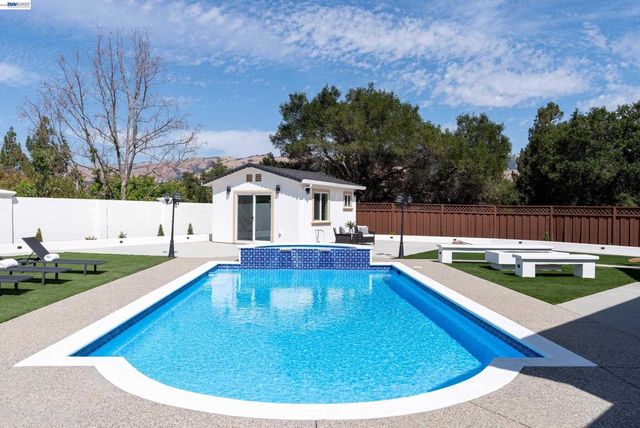 2197 Wynfair Ridge Way, San Jose, CA 95138