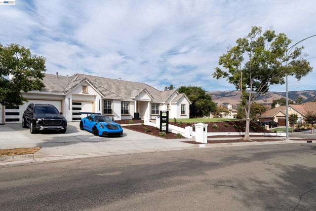 2197 Wynfair Ridge Way, San Jose, CA 95138