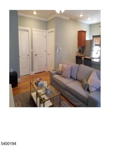 813 N Wood Ave, Linden City, NJ 07036