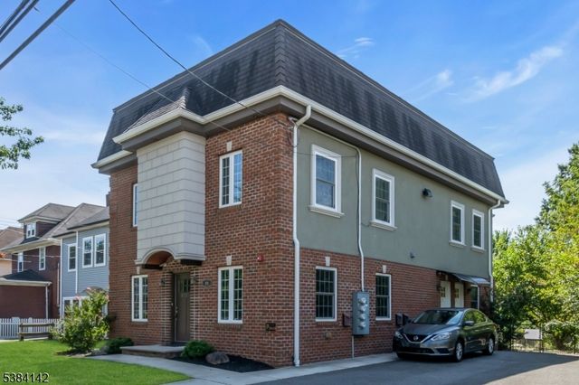 813 N Wood Ave, Linden City, NJ 07036