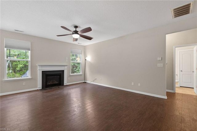 2147 Redgate DR, Suffolk, VA 23434