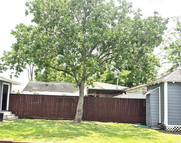 1801 Roosevelt Street 1801, Houston, TX 77012