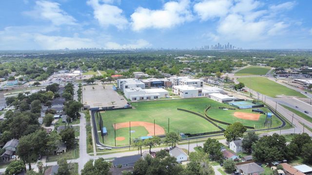 1801 Roosevelt Street 1801, Houston, TX 77012