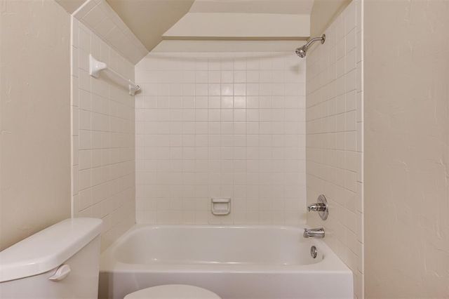 321 Albany Drive, Edmond, OK 73003