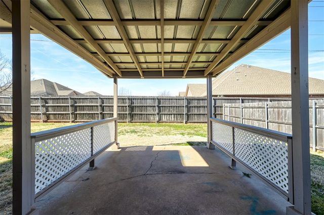 321 Albany Drive, Edmond, OK 73003