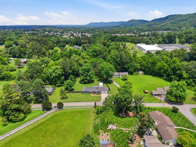 9417 Bennie Lane, Ooltewah, TN 37363