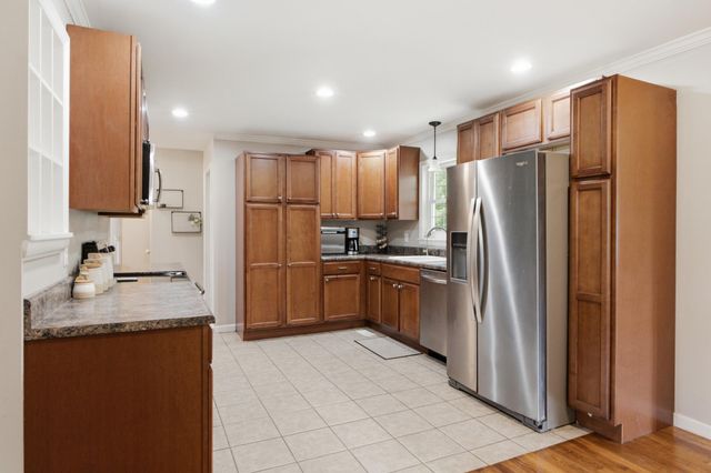 9417 Bennie Lane, Ooltewah, TN 37363