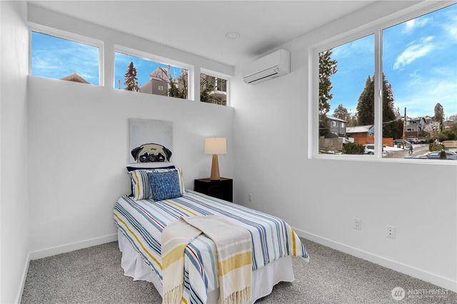 631 W Emerson Street, Seattle, WA 98119