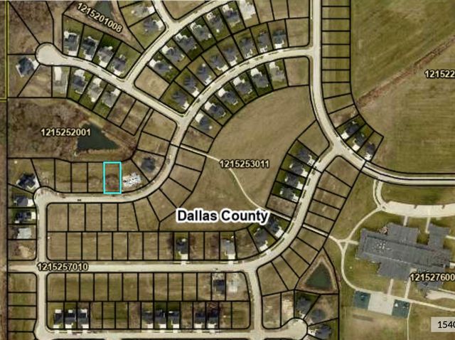 17527 North Valley Drive, Urbandale, IA 50323