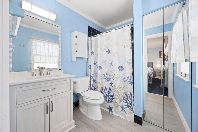 8704 SE Jardin Street, Hobe Sound, FL 33455