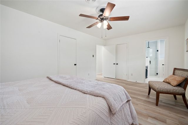 502 Meadowbrook Dr, Corpus Christi, TX 78412