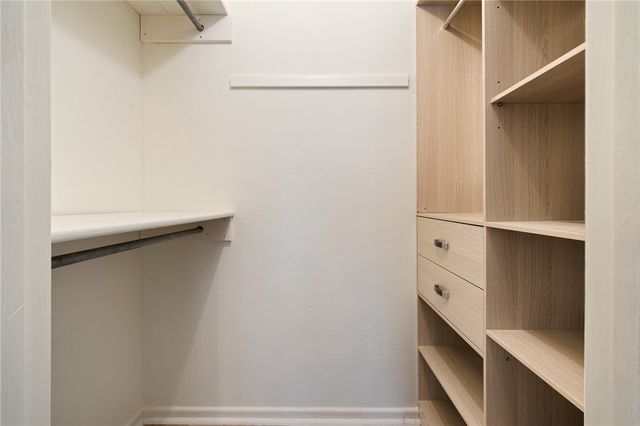 502 Meadowbrook Dr, Corpus Christi, TX 78412