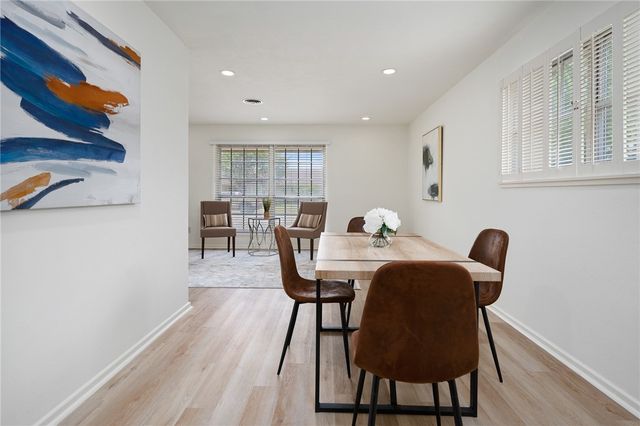 502 Meadowbrook Dr, Corpus Christi, TX 78412