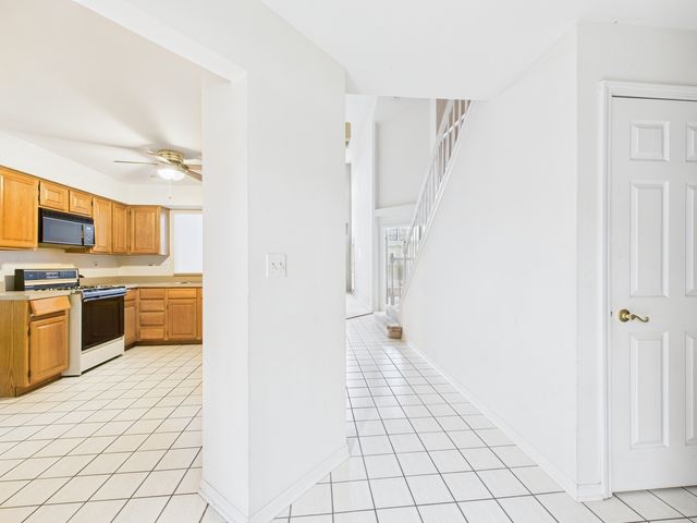 11448 Prescott Lane, Westchester, IL 60154