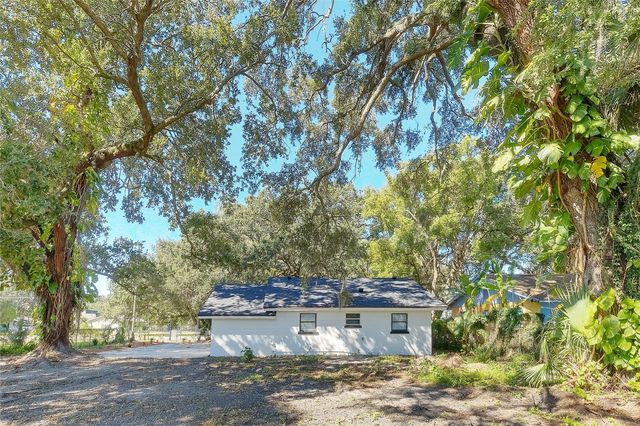 2393 OLD DIXIE HIGHWAY, Kissimmee, FL 34744