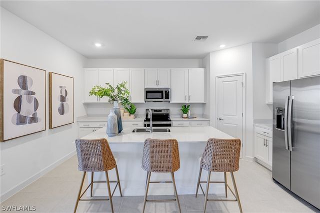 28085 Moonstar CT, Punta Gorda, FL 33955