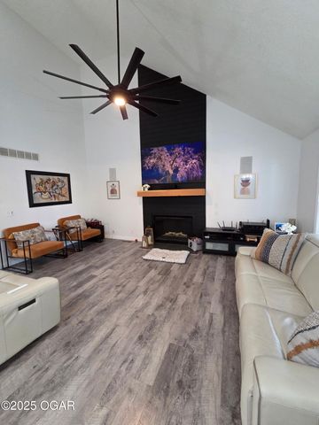 3331 Willow Lane, Joplin, MO 64801