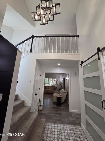 3331 Willow Lane, Joplin, MO 64801