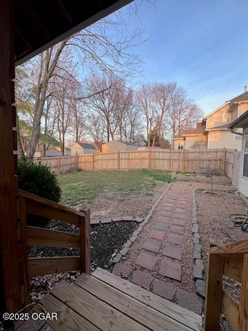 3331 Willow Lane, Joplin, MO 64801